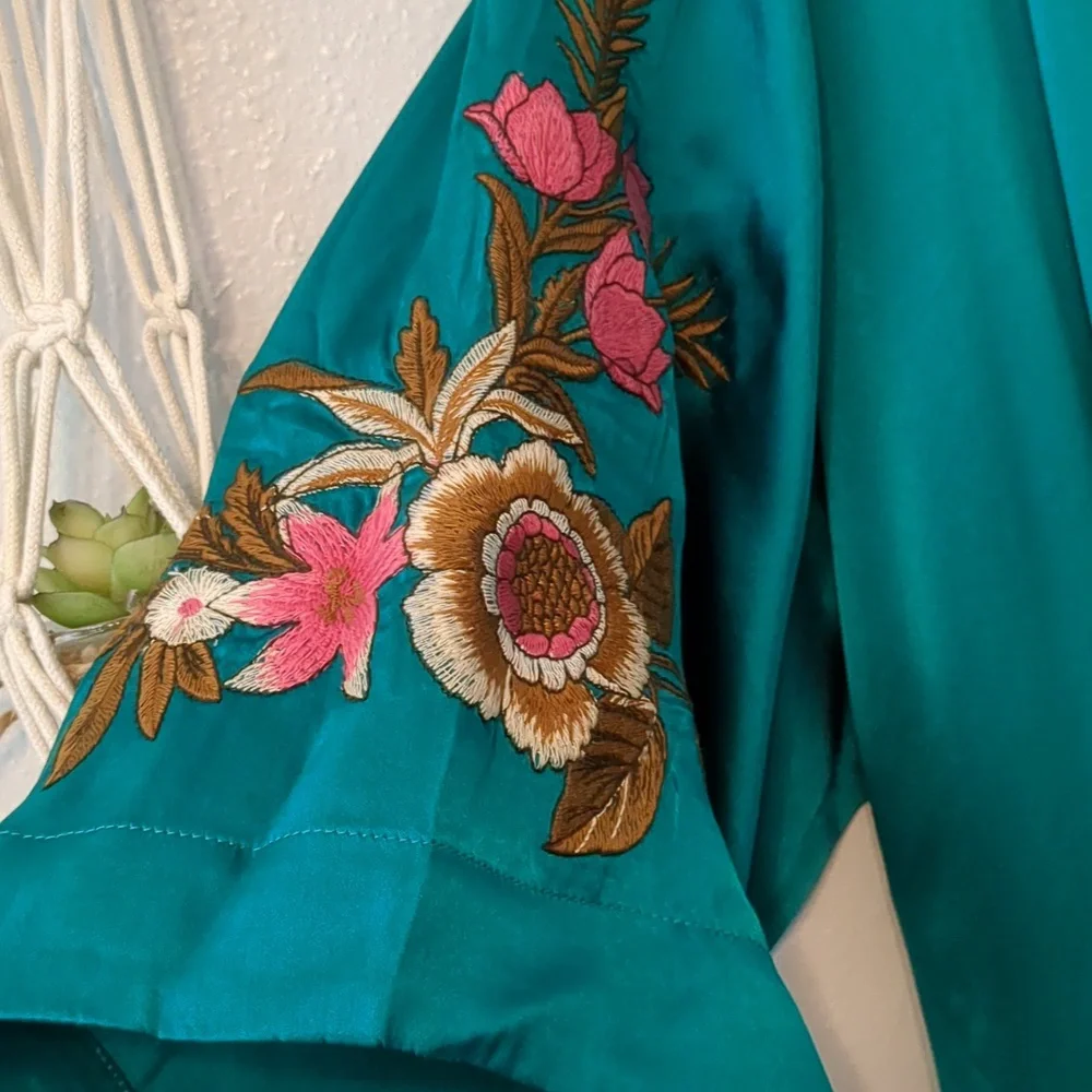 Spell Emerald Tiger Kimono NWT M/L
